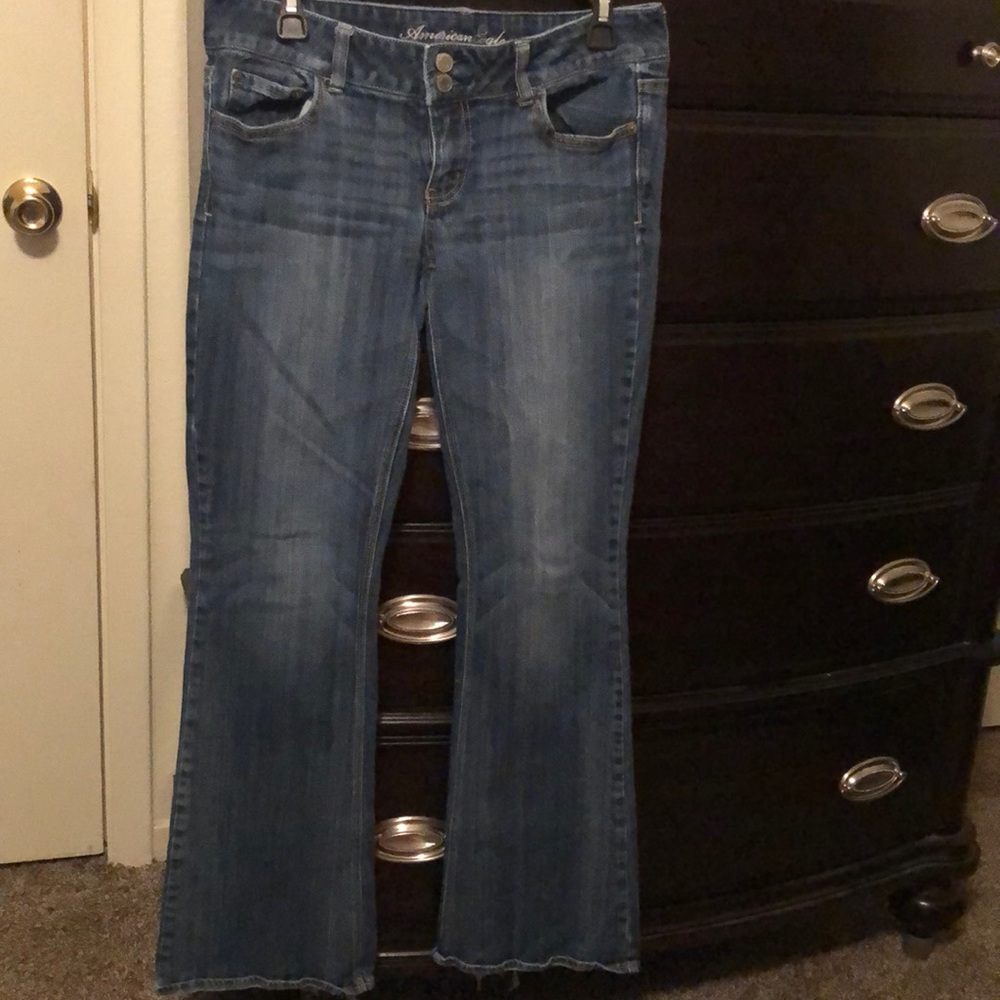 AE artist Jeans